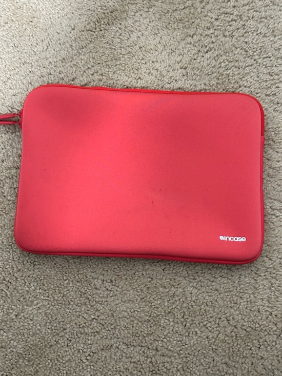 Incase Accessories - InCase Neoprene Sleeve for 13” MacBook Pro in Coral Pink GUC